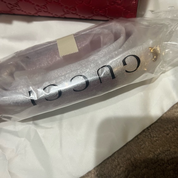 Guccissima Signature Medium Padlock Top Handle Bag Hibiscus Red. BRAND NEW - Picture 6 of 12